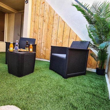 T2 Chambre Miroir Jardin Et Parking Prive مارسيليا المظهر الخارجي الصورة
